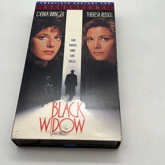 Black Widow‎ (1986) VHS - Suspense Thriller - Theresa Russell, Debra Winger - Picture 1 of 3